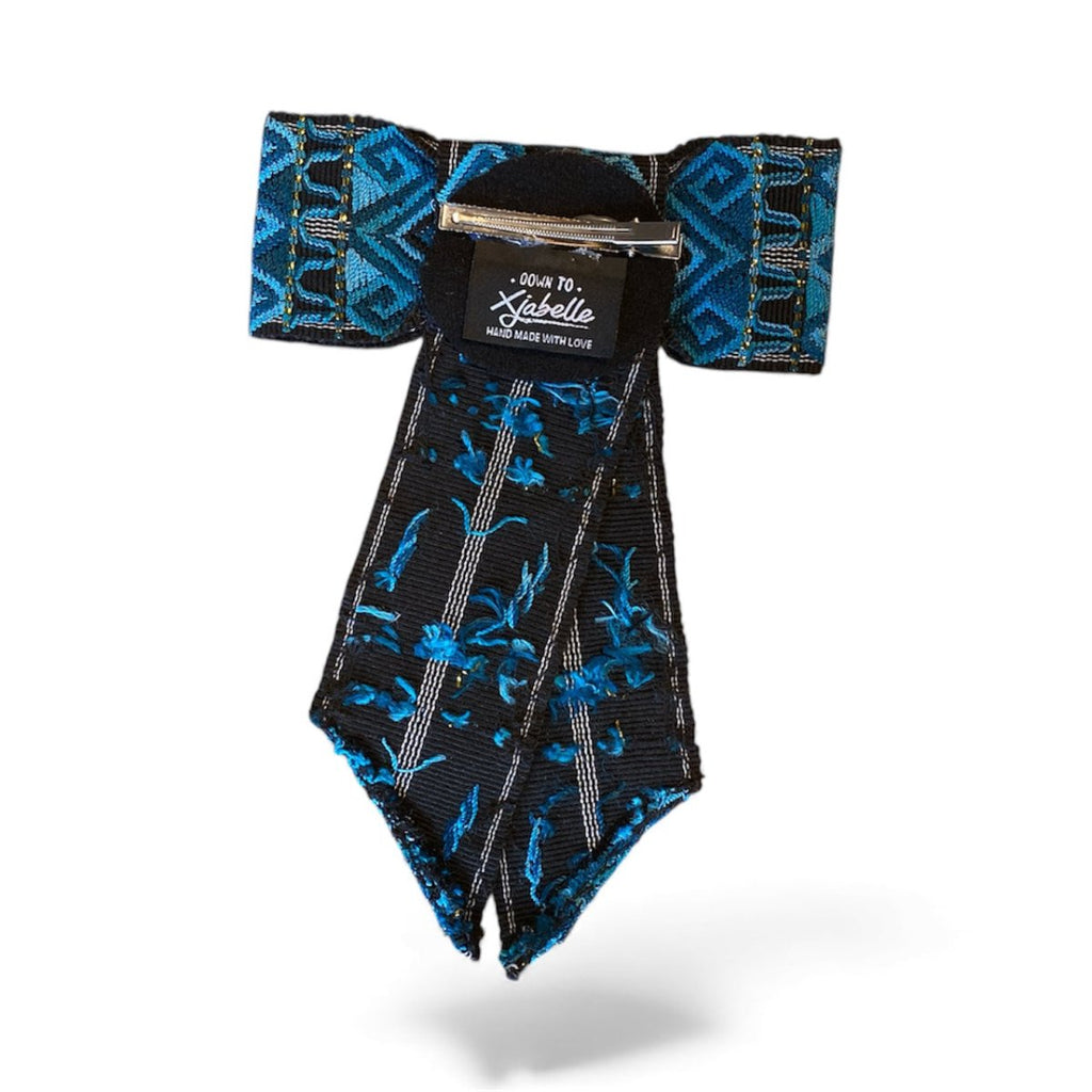 AnimazulDown to XjabelleDown to Xjabelle - Bow Brooch with Glass Bead Embroidery