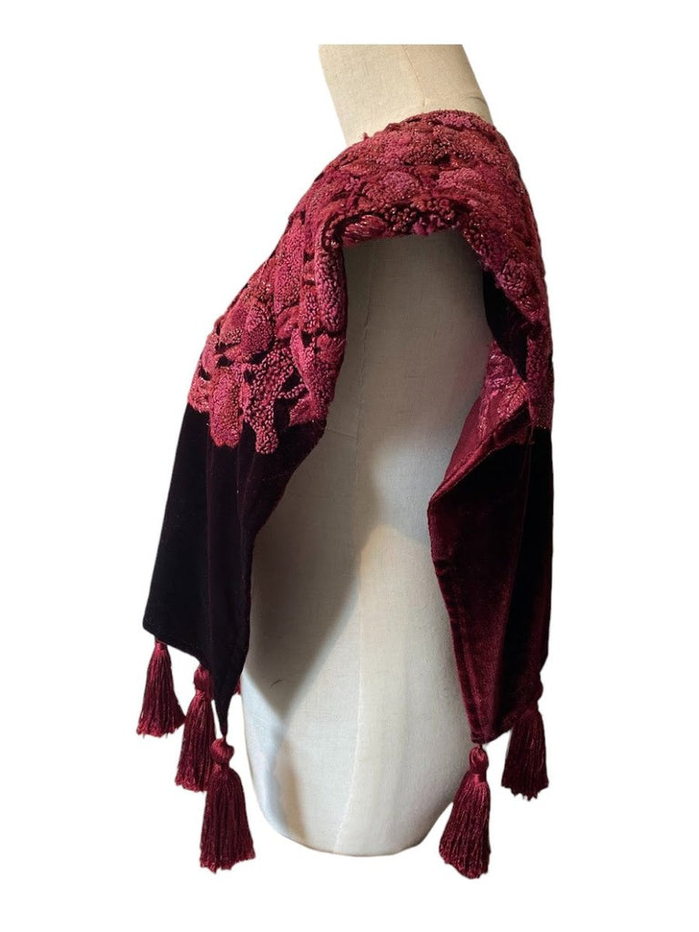 AnimazulDown to XjabelleDown to Xjabelle - Open Huipil with embroidered details and tassels